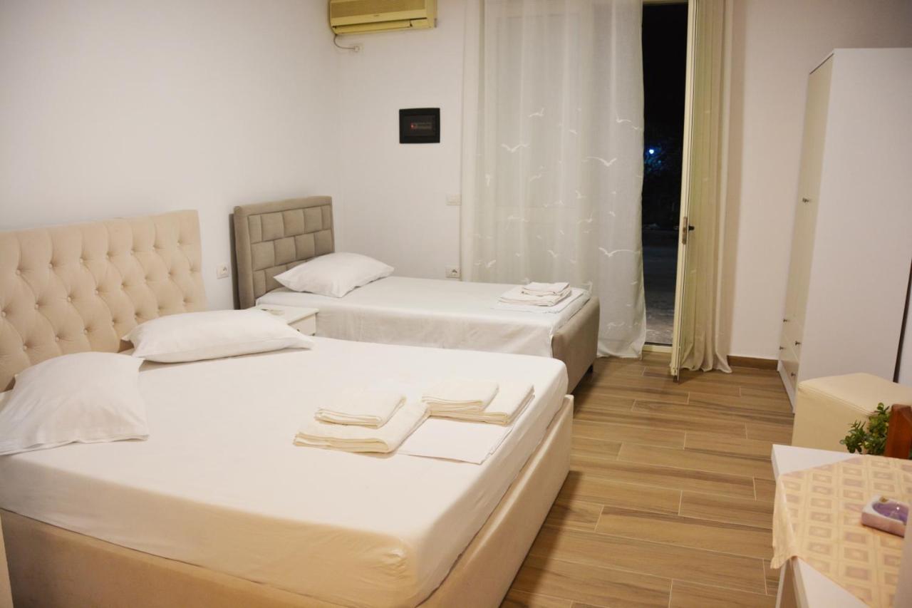 Mico'S Apartments Vlorë Eksteriør bilde