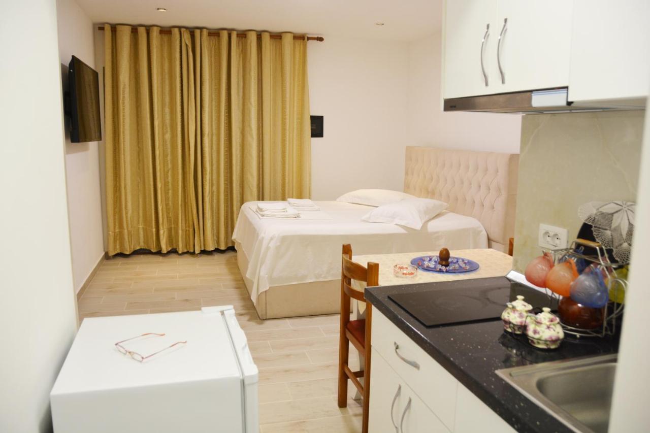Mico'S Apartments Vlorë Eksteriør bilde