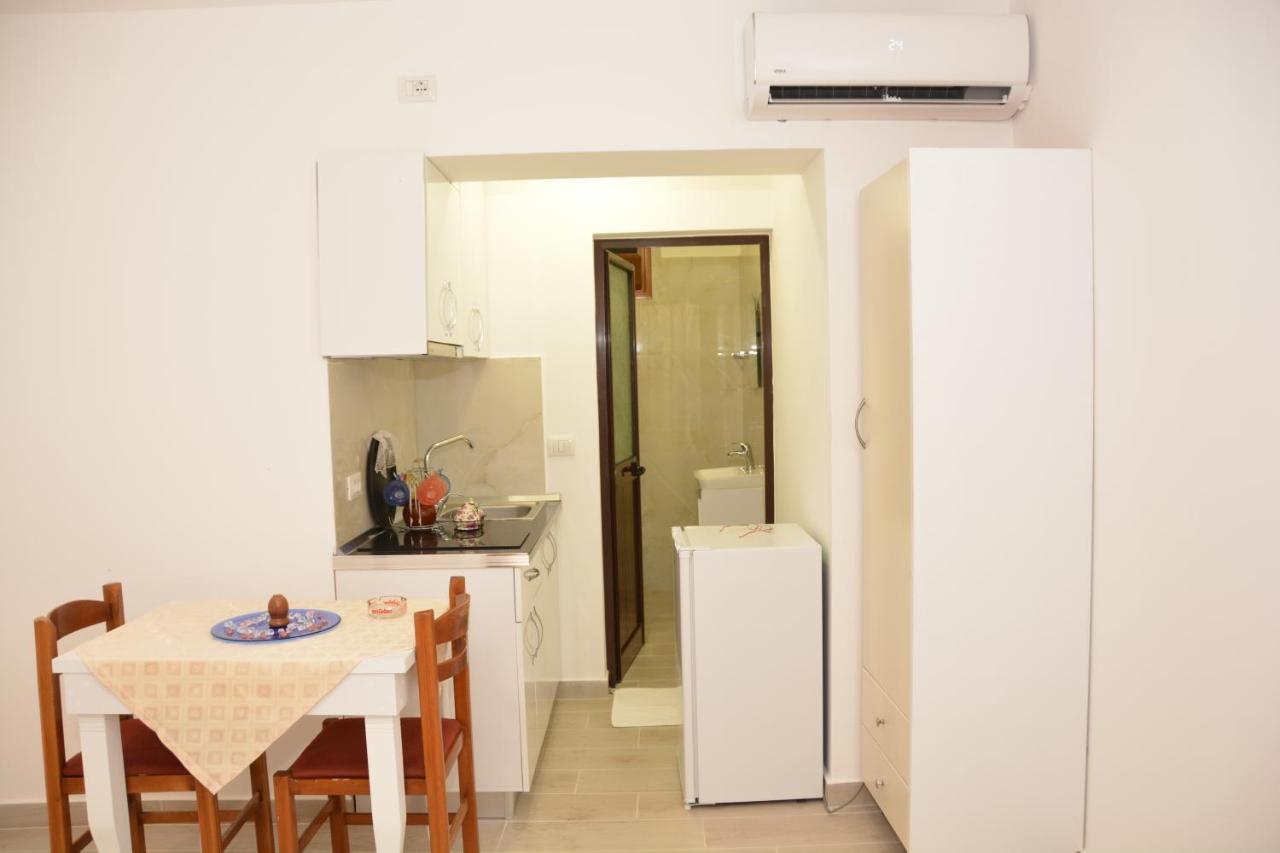 Mico'S Apartments Vlorë Eksteriør bilde