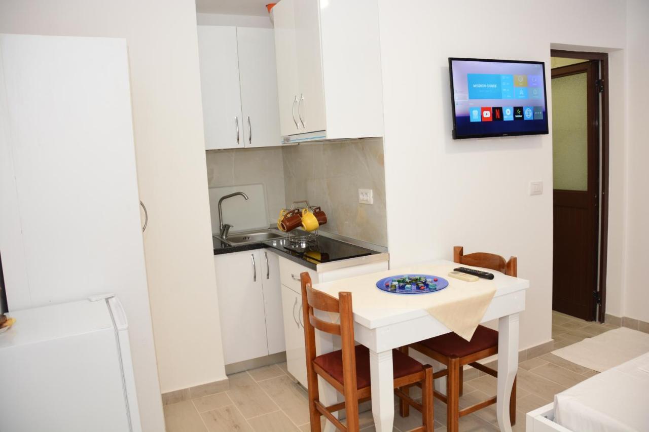 Mico'S Apartments Vlorë Eksteriør bilde