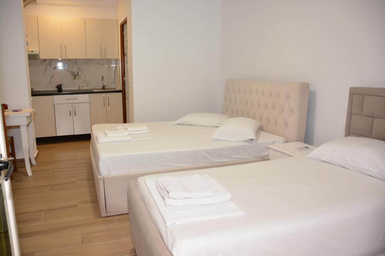 Mico'S Apartments Vlorë Eksteriør bilde