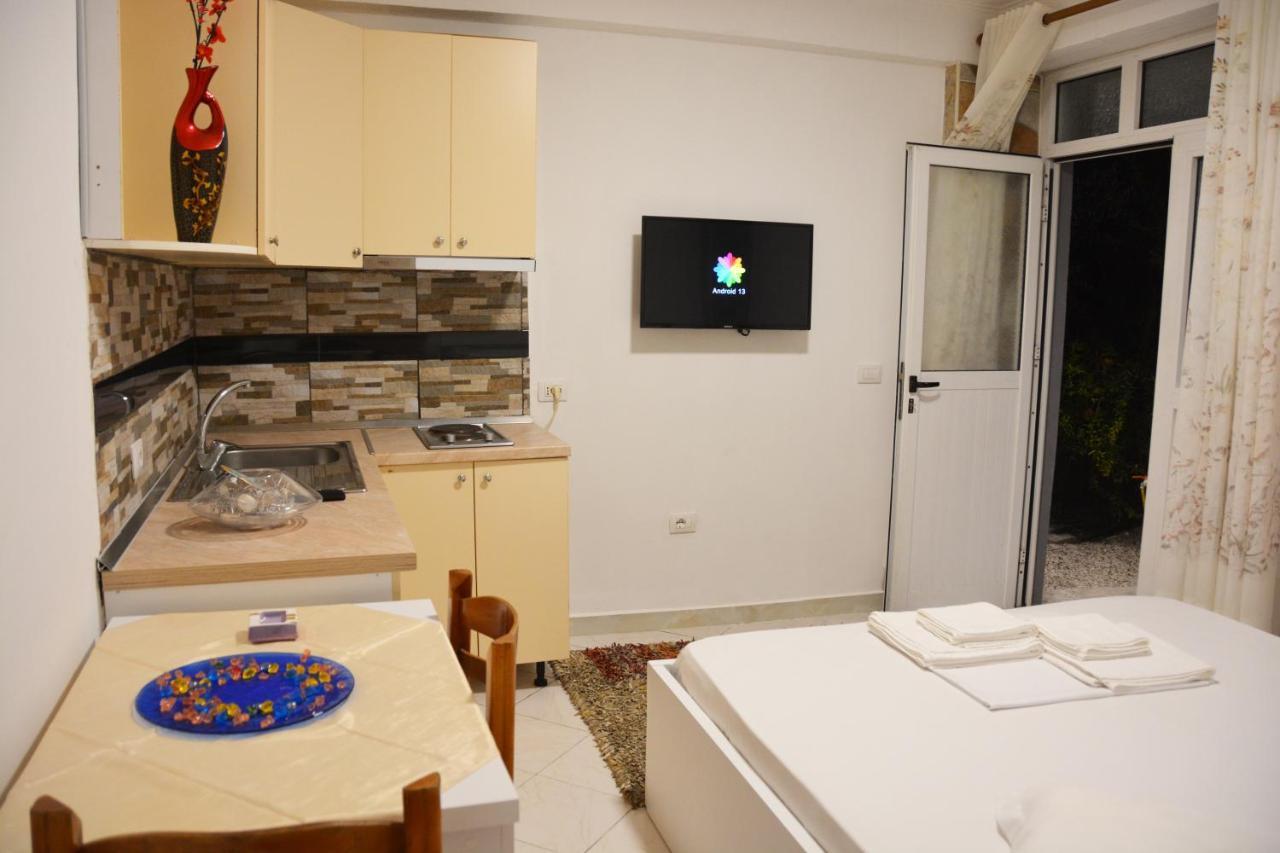 Mico'S Apartments Vlorë Eksteriør bilde