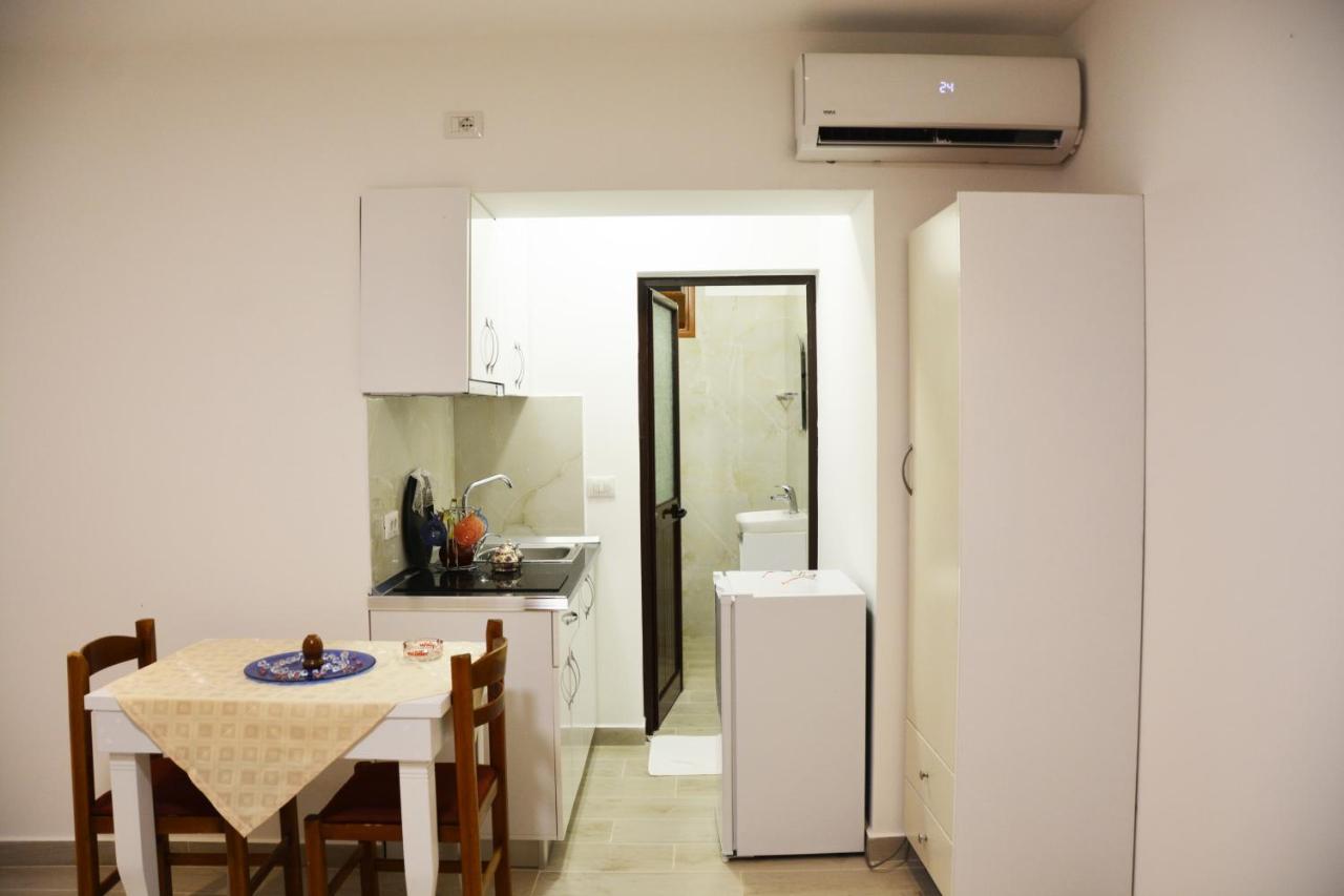 Mico'S Apartments Vlorë Eksteriør bilde