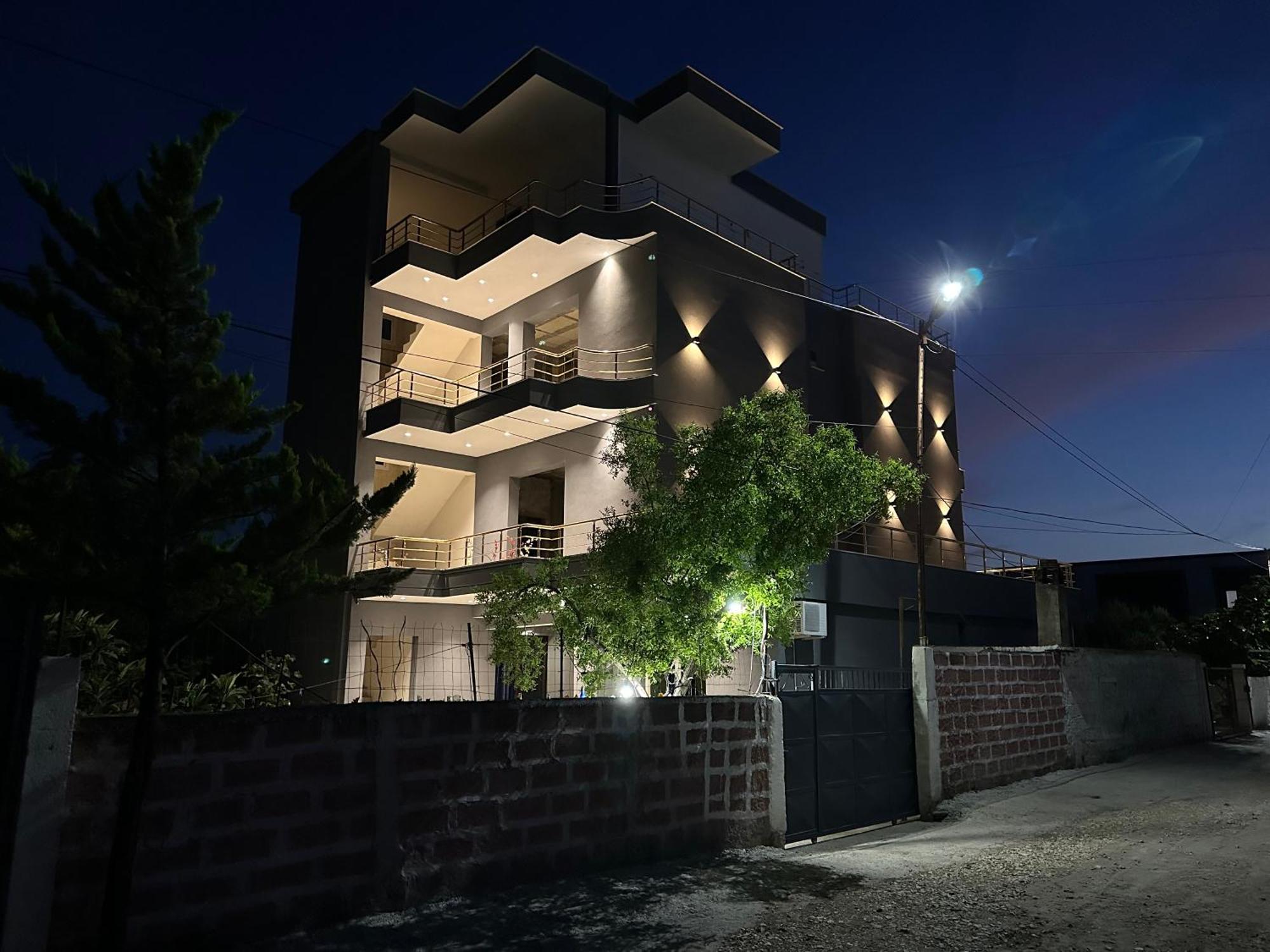 Mico'S Apartments Vlorë Eksteriør bilde