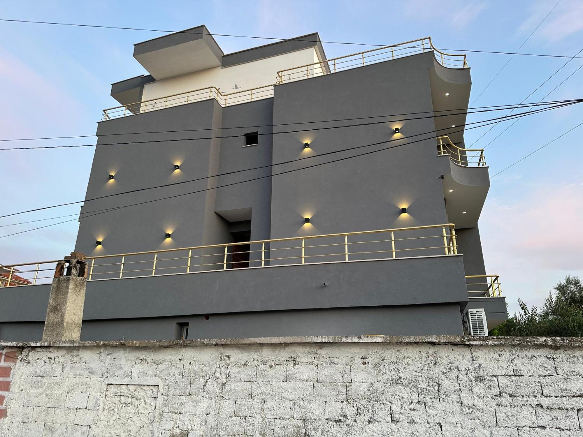 Mico'S Apartments Vlorë Eksteriør bilde